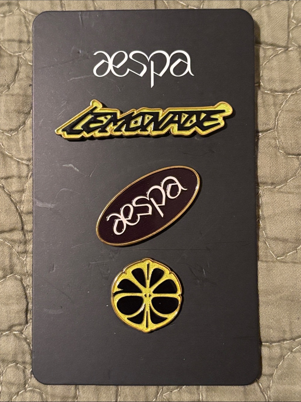Aespa Black & Gold Enamel Badge Pin Set - Branded Accessories